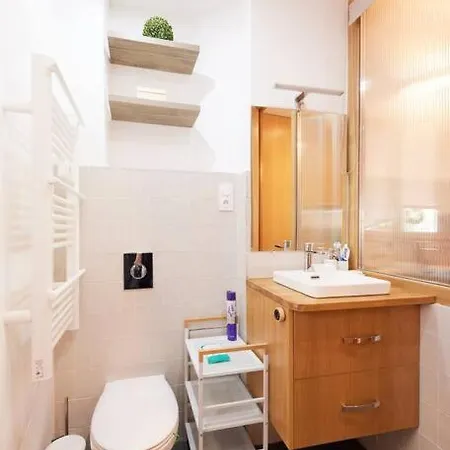 Apartment Cosy Close Montmartre